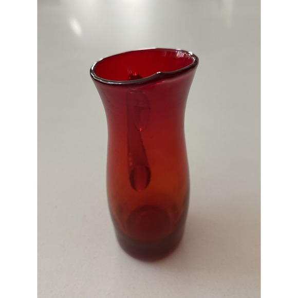 Vintage Small Amberina Glass Hand Blown Glowing Pitcher with Orange Handle 7.5" - Picture 8 of 9